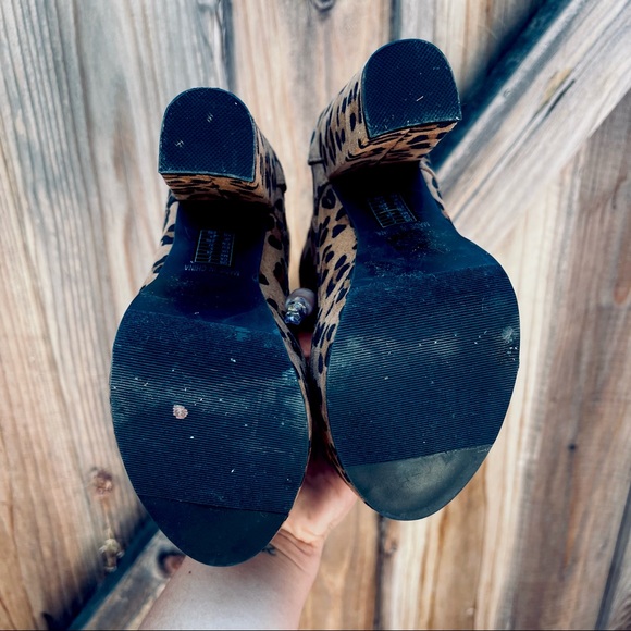 NWOT Forever21 Cheetah Print Brown and Black Booties - Picture 5 of 6